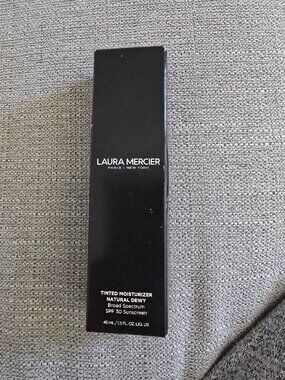 Laura Mercier Tinted Moisturizer Natural Dewy  SPF 30 1N Birch